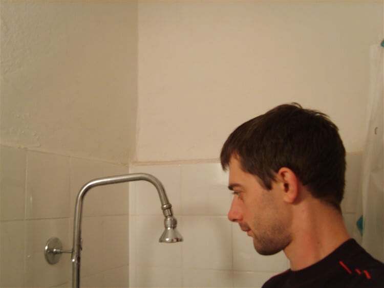 Issues with a small shower in Slovenia